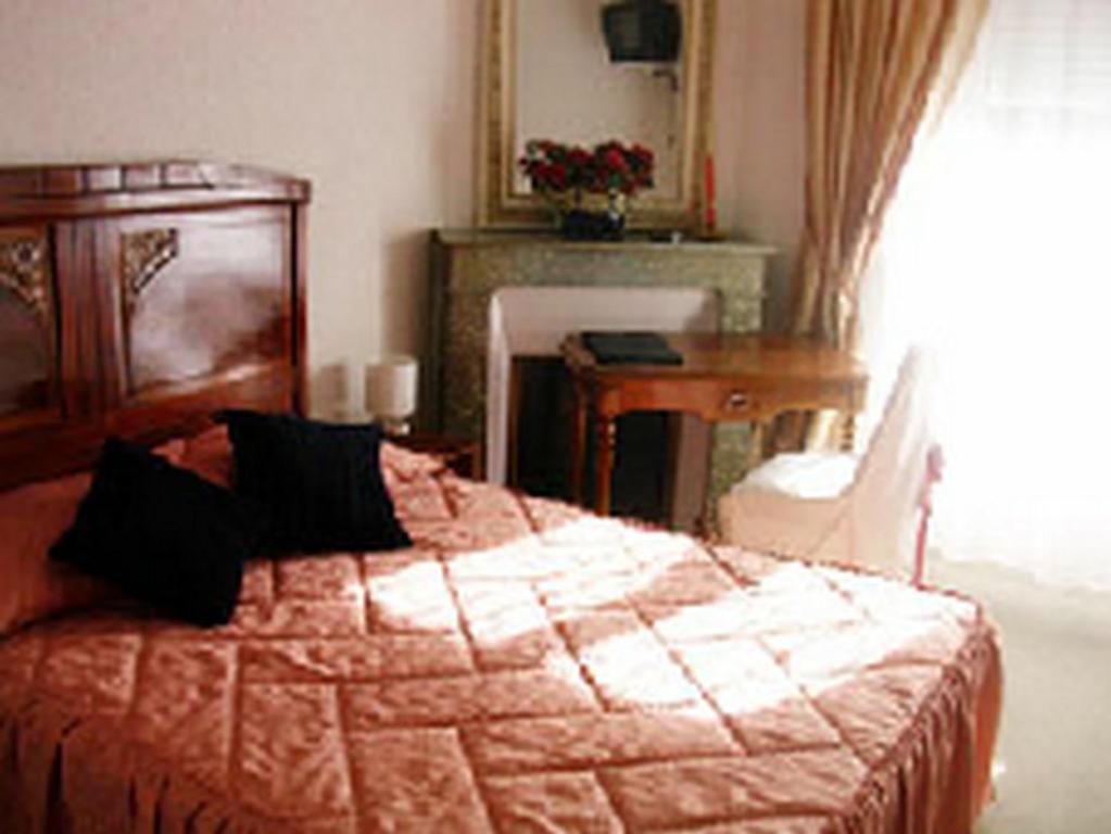 Arcantis Hotel Metropole ชาเตล-กียง ห้อง รูปภาพ